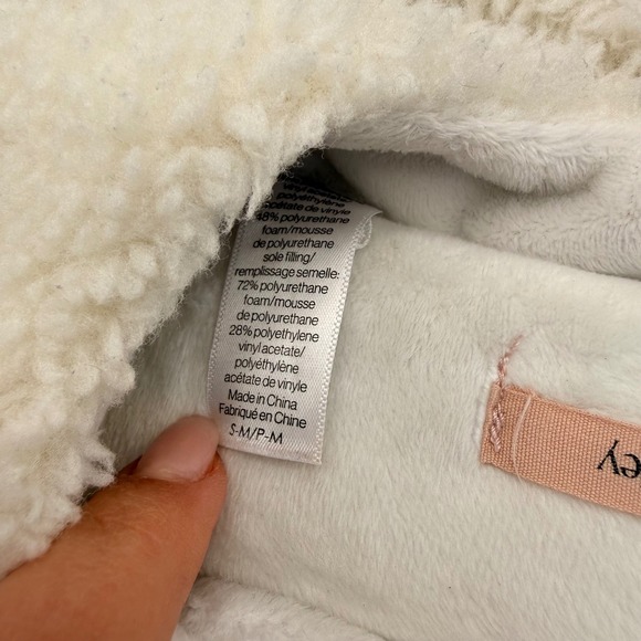 Eberjey Sherpa Slipper Mules Cream Fuzzy Teddy House Shoes Womens Size S/M - Picture 5 of 6